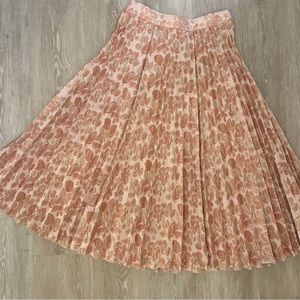Kate Spade Metallic Jacquard Pleated Skirt w pink and gold floral detail. NWT!